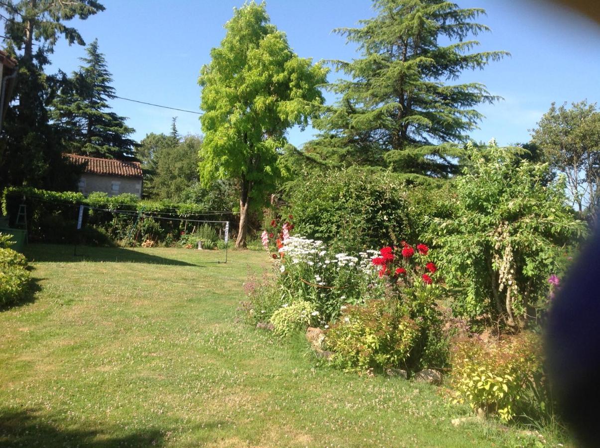 2 Chez Tabuteau Bed & Breakfast Plaisance  Bagian luar foto