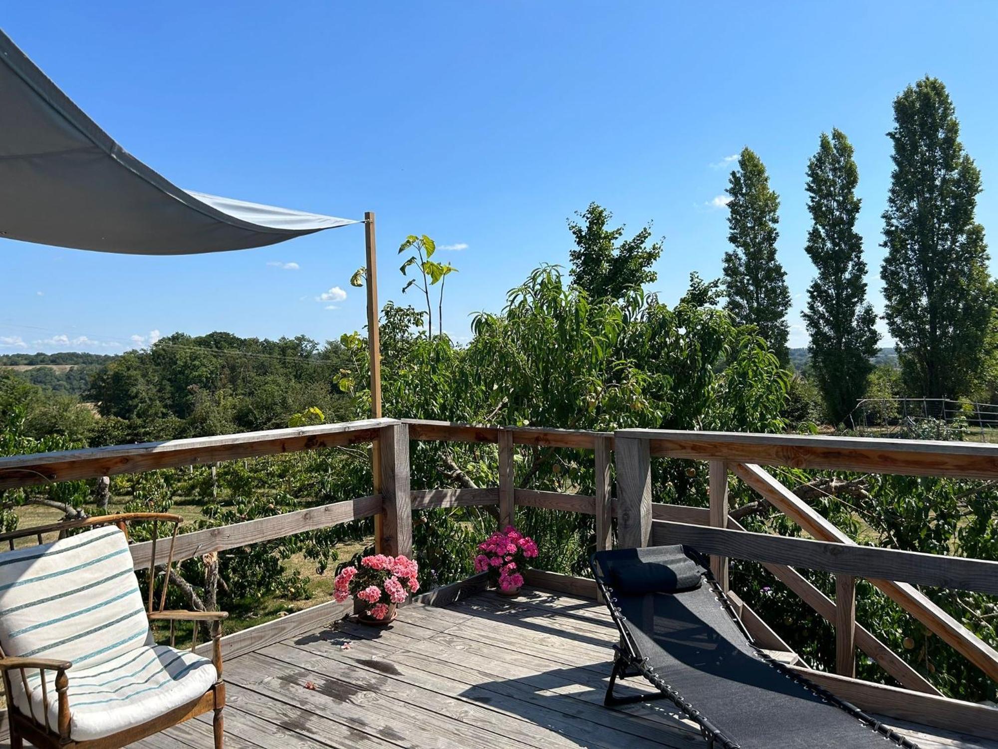2 Chez Tabuteau Bed & Breakfast Plaisance  Bagian luar foto
